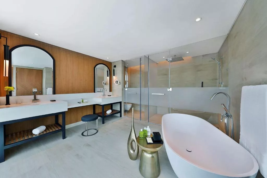 DoubleTreebyHiltonDubai079