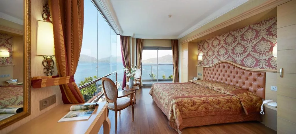 EmreBeachHotel0
