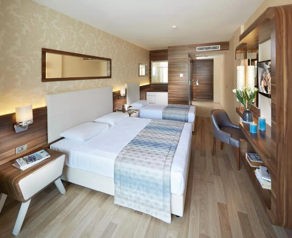 EmreBeachHotel22