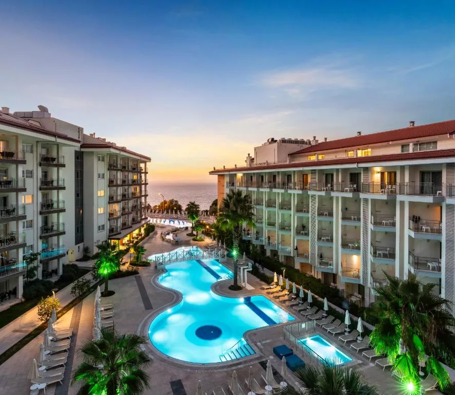 RamadaHotel&Suite2