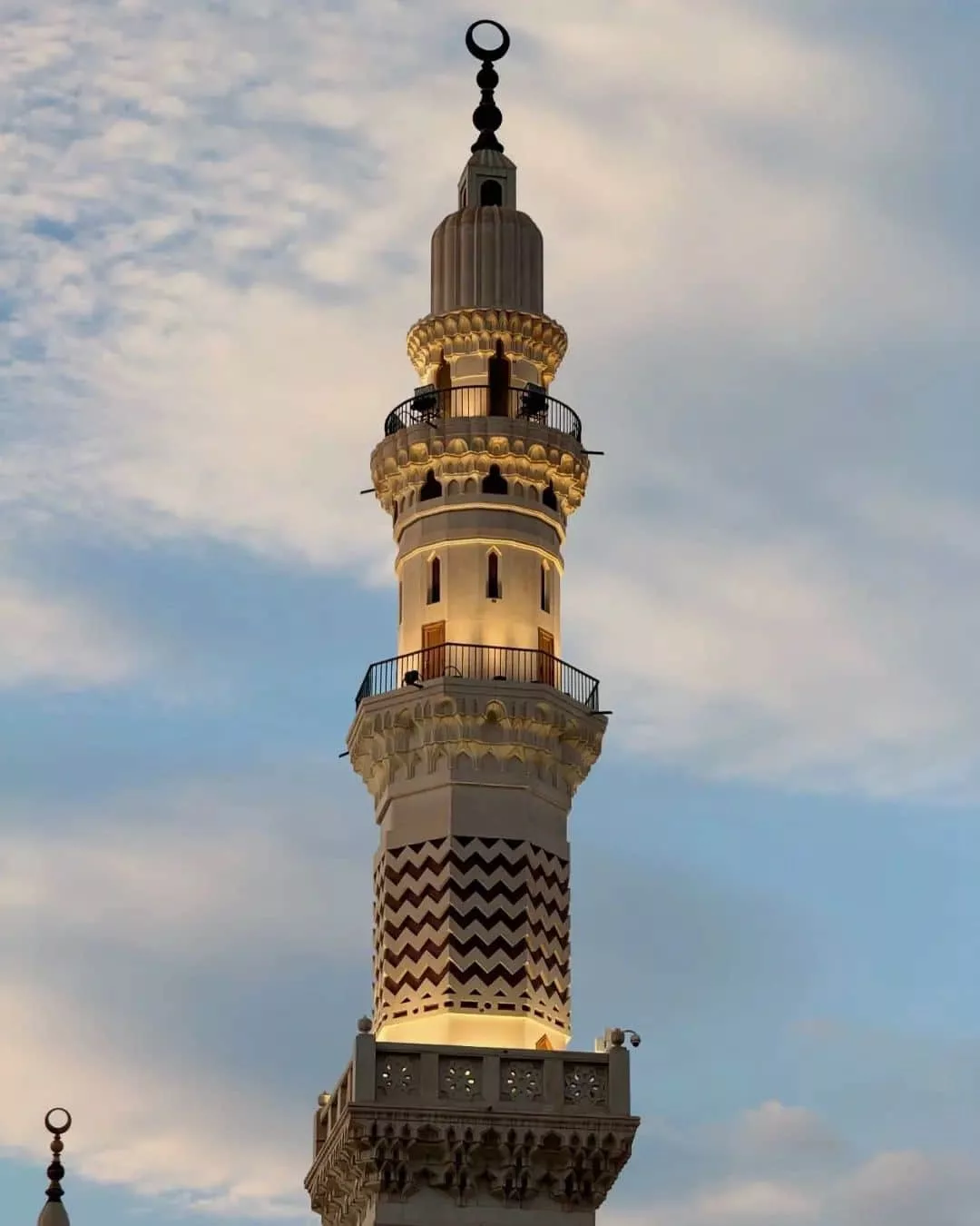 Hajj ou Omra en premier : guide pour faire le bon choix
