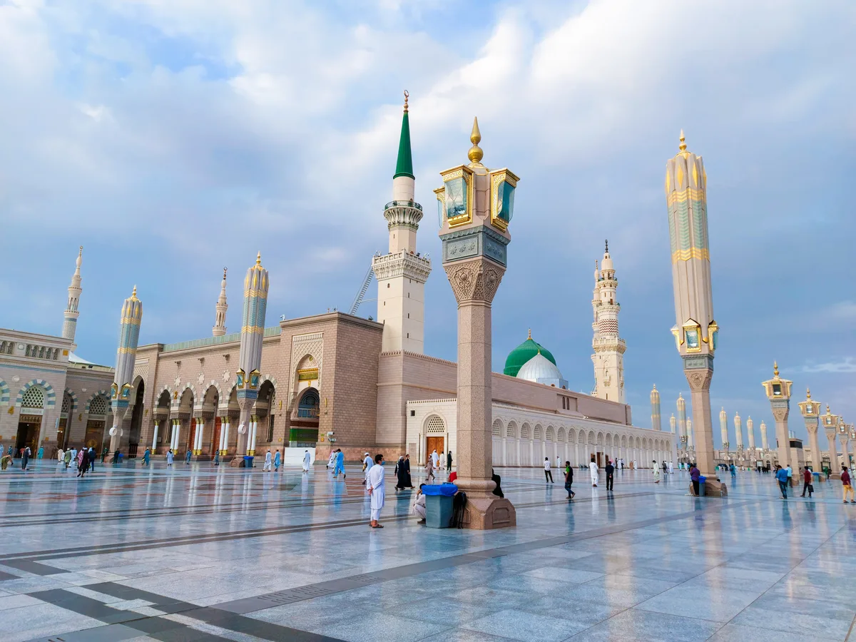 Omra Novembre 2026 — 4*/5* — OpenSaudi — 9 jours — départ 19/11/2026