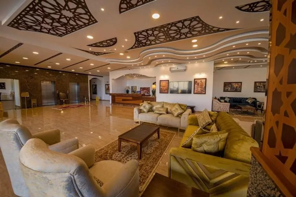petra_canyon_hotel90
