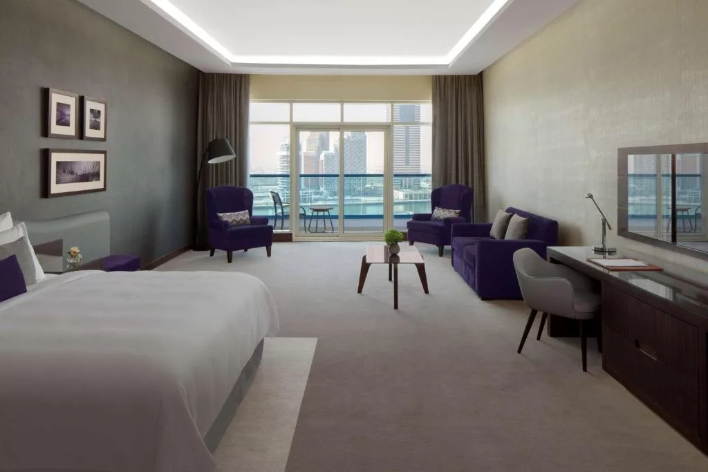 radisson waterforn